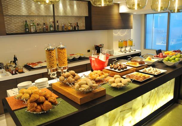 ALMUERZO BUFFET INTERNACIONAL EN JW MARRIOTT LIMA HOTEL – CREHOTEL